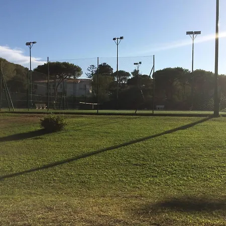 Seaside Near The Beach, Garden & Bbq *